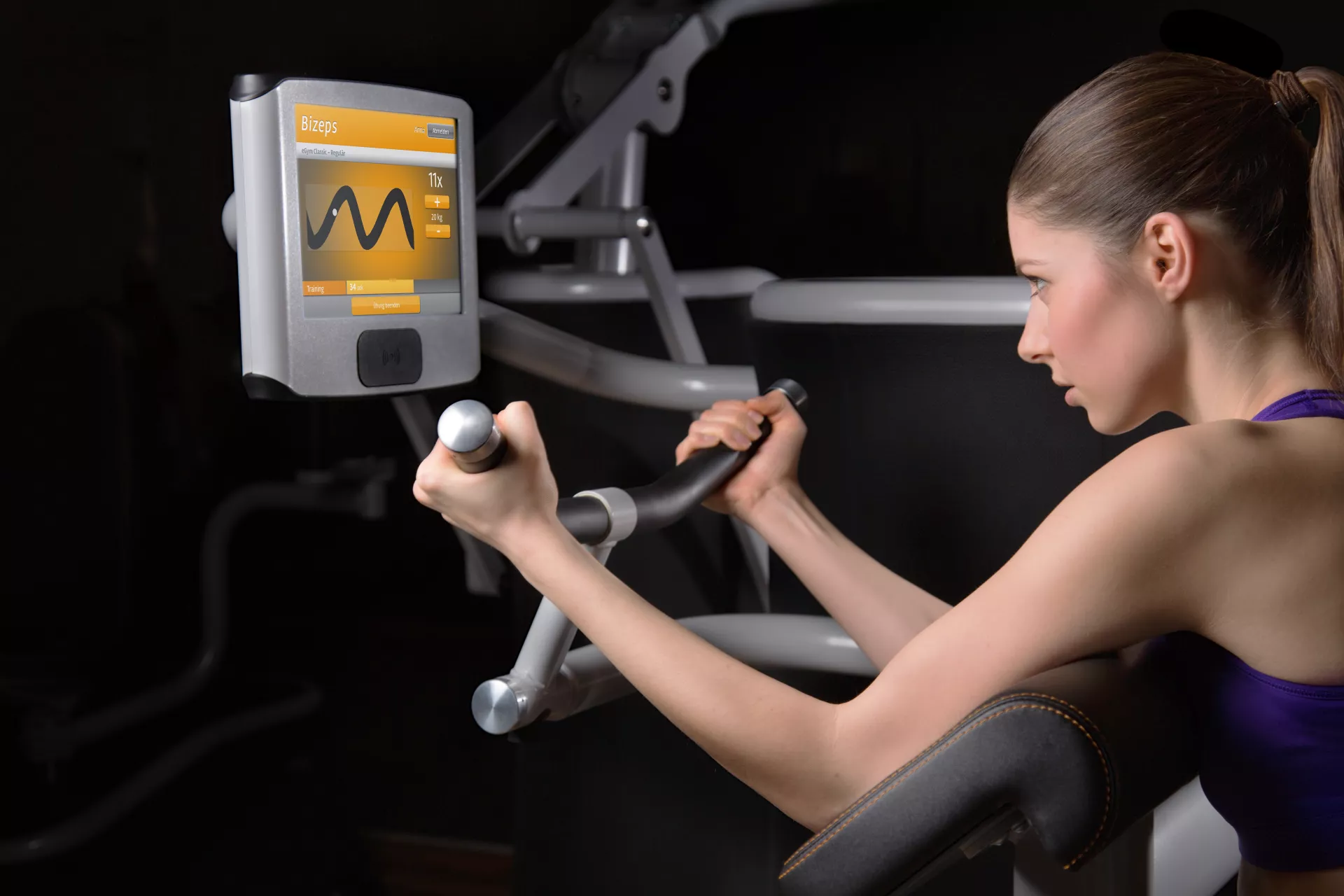 EGYM: Dein <span class="text-accent">Smartes</span>
Training in Warstein Header Hintergrund
